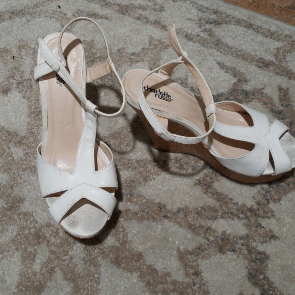 White wedges
